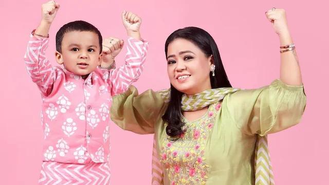 This picture of the mother-son duo is beyond adorable as they share a moment filled with pure joy and happiness.